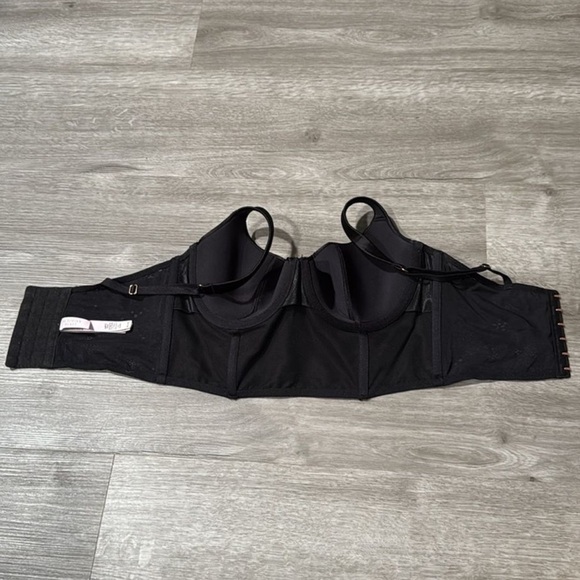 Victoria’s Secret Satin Bustier - Picture 3 of 7